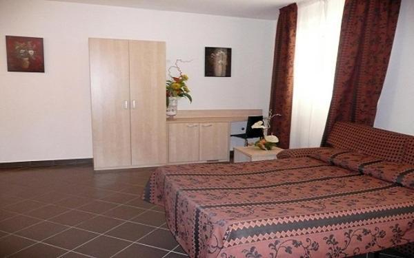 BOLGHERI MARINA RESORT ex Varo Village Hotel Marina Di Bibbona Exteriör bild