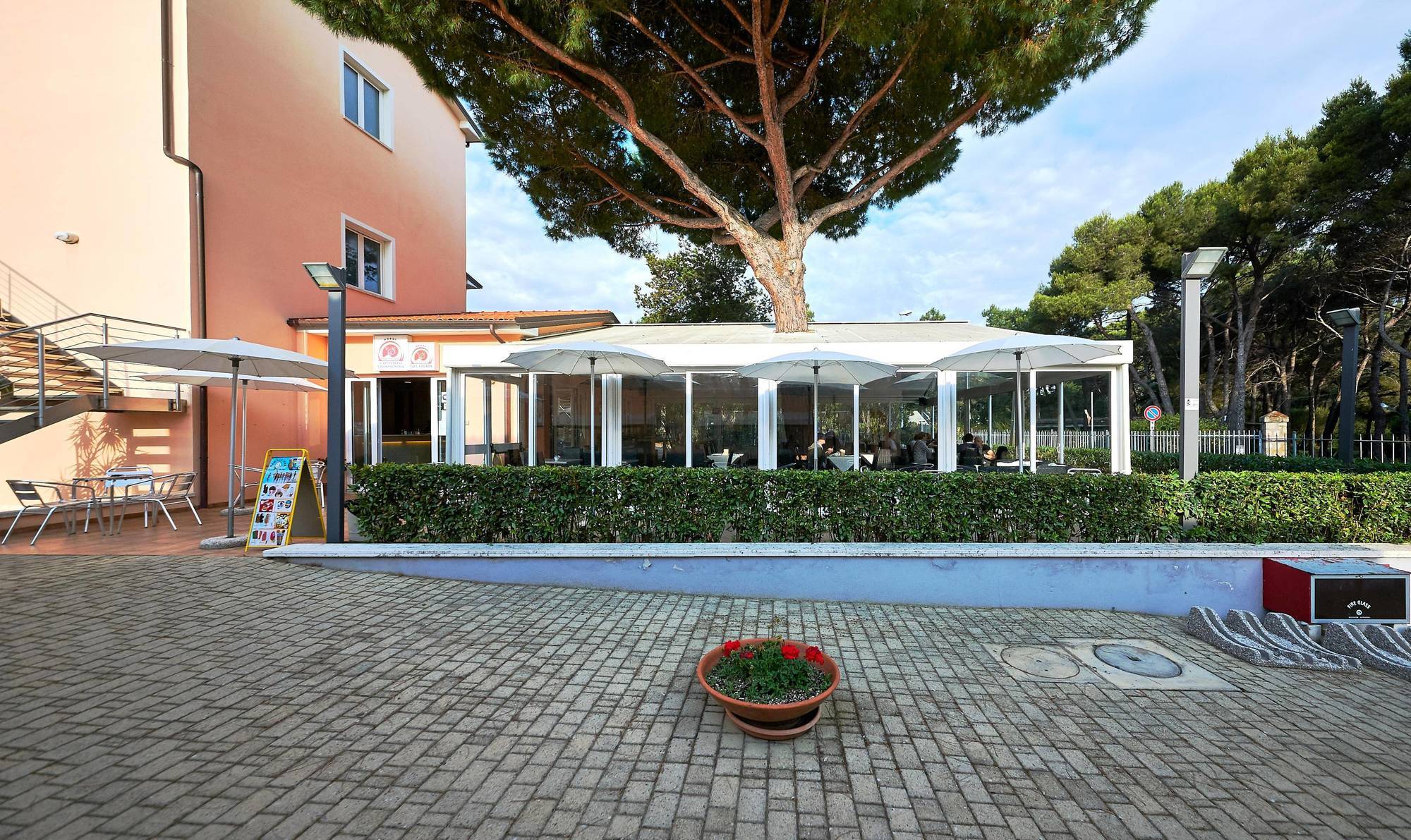 BOLGHERI MARINA RESORT ex Varo Village Hotel Marina Di Bibbona Exteriör bild