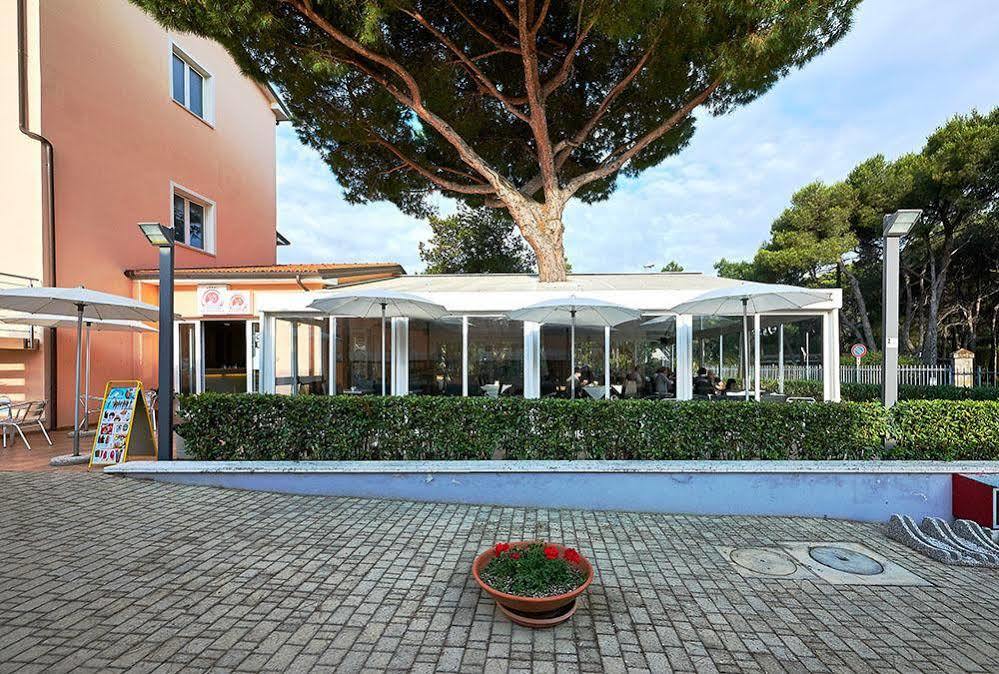 BOLGHERI MARINA RESORT ex Varo Village Hotel Marina Di Bibbona Exteriör bild