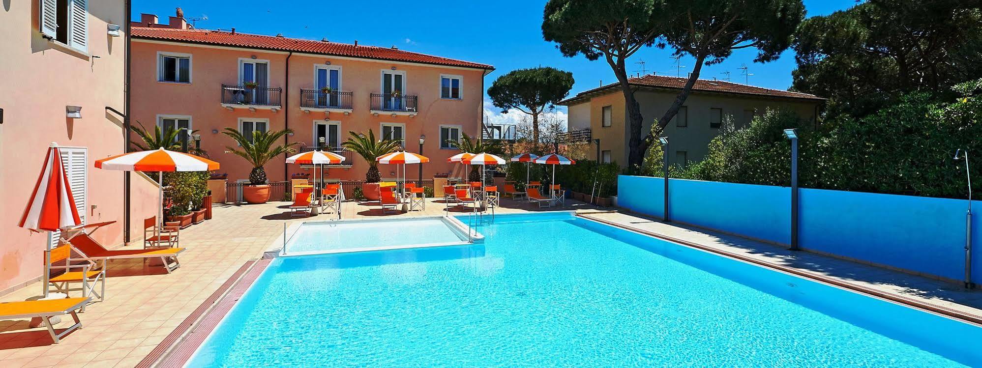 BOLGHERI MARINA RESORT ex Varo Village Hotel Marina Di Bibbona Exteriör bild