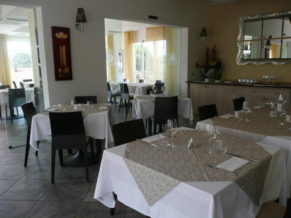 BOLGHERI MARINA RESORT ex Varo Village Hotel Marina Di Bibbona Exteriör bild