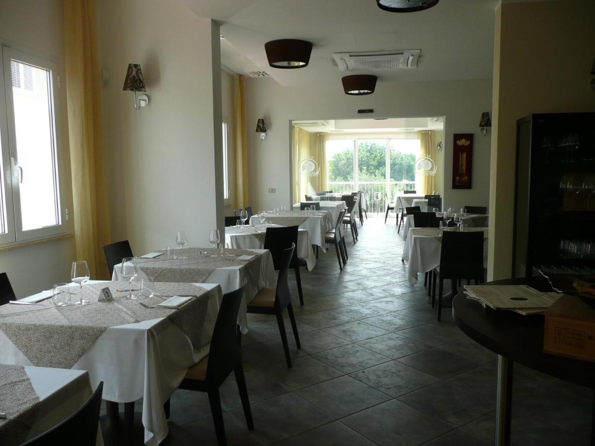 BOLGHERI MARINA RESORT ex Varo Village Hotel Marina Di Bibbona Exteriör bild